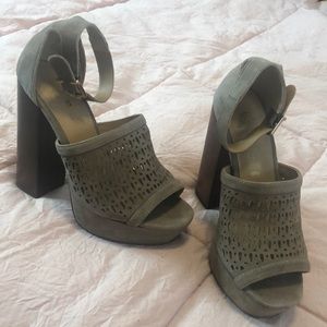 Grey/taupe Platform Heeled Sandals